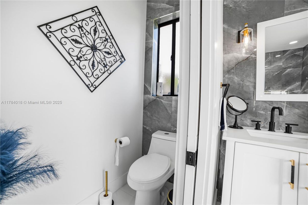 Bathroom, Interior