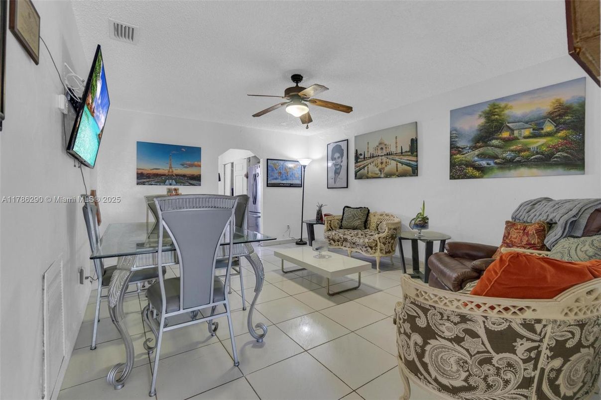 Dining room, Interior, Living room