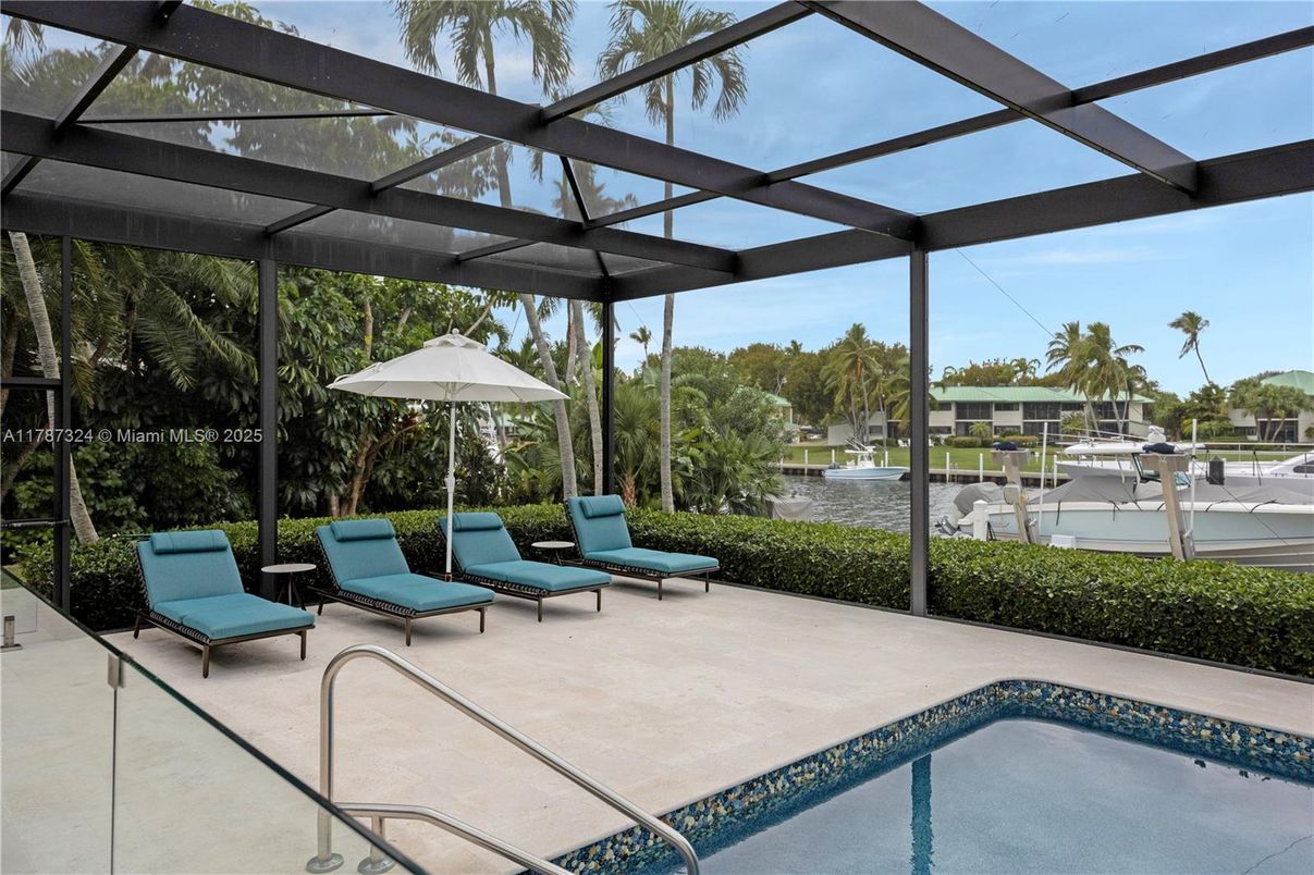 Glass Ceilings, Interior, Pool, Sun Room, Water