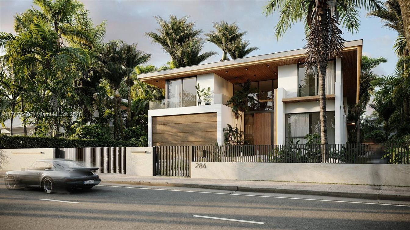 Exterior, Facade, Modern