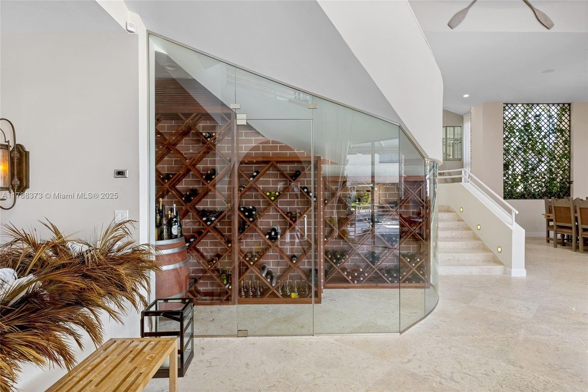 Interior, Recessed Lighting, Wine Storage