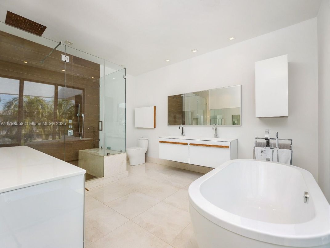 Bathroom, Dual Sink Vanities, Free Standing Baths, Glass Shower, Interior, Recessed Lighting