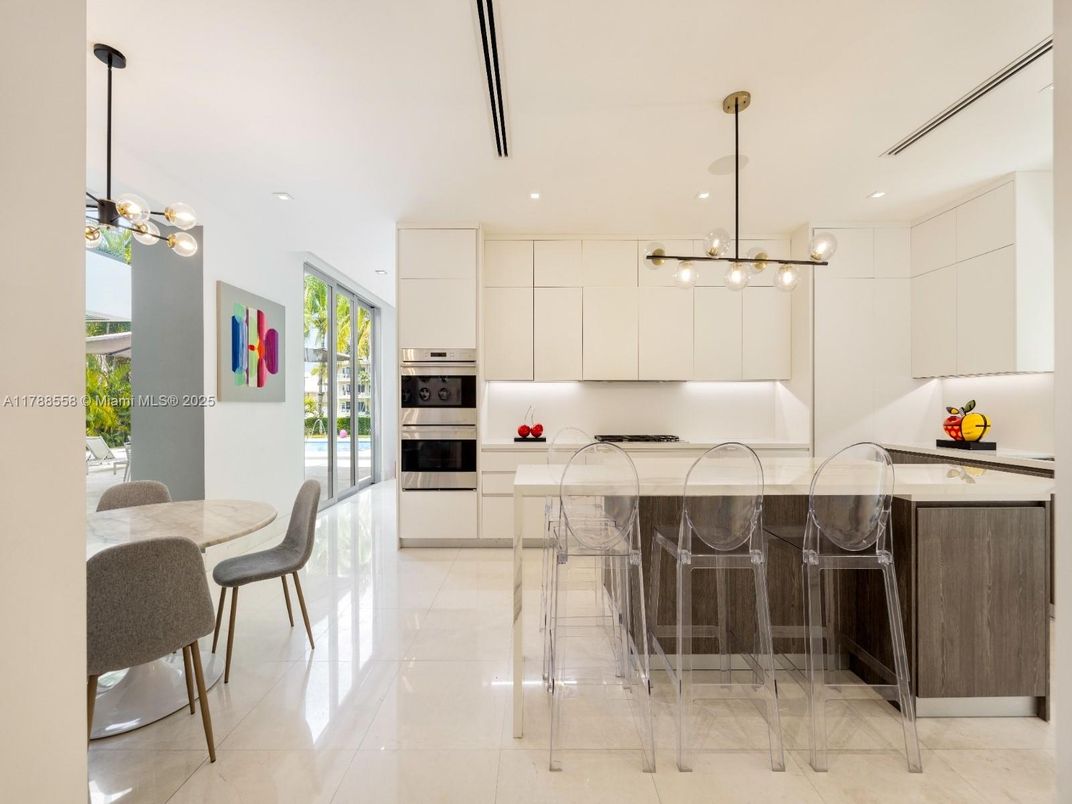 Interior, Kitchen, Pendant Lights, Recessed Lighting, Stainless Steel Appliances