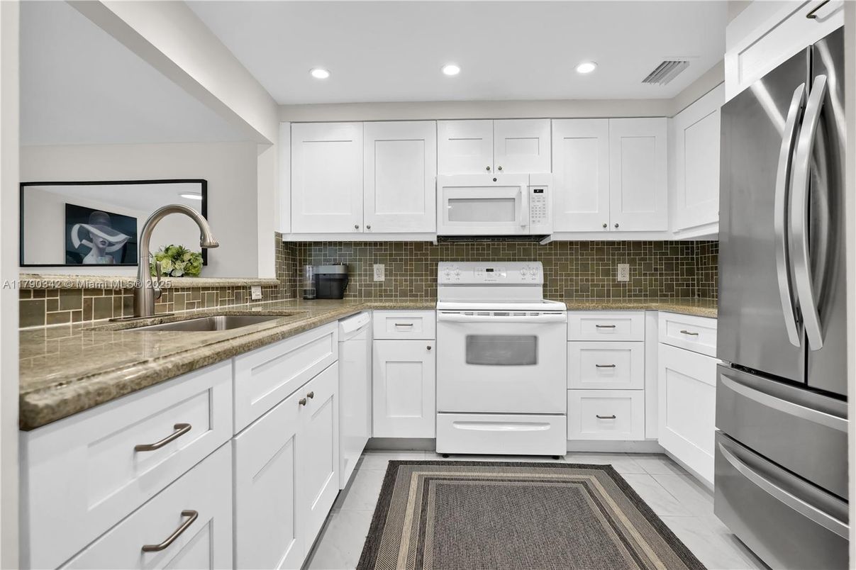 Interior, Kitchen, Recessed Lighting