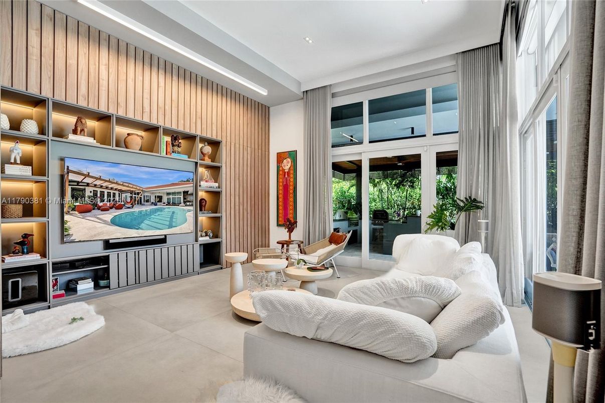 Interior, Living room, Recessed Lighting