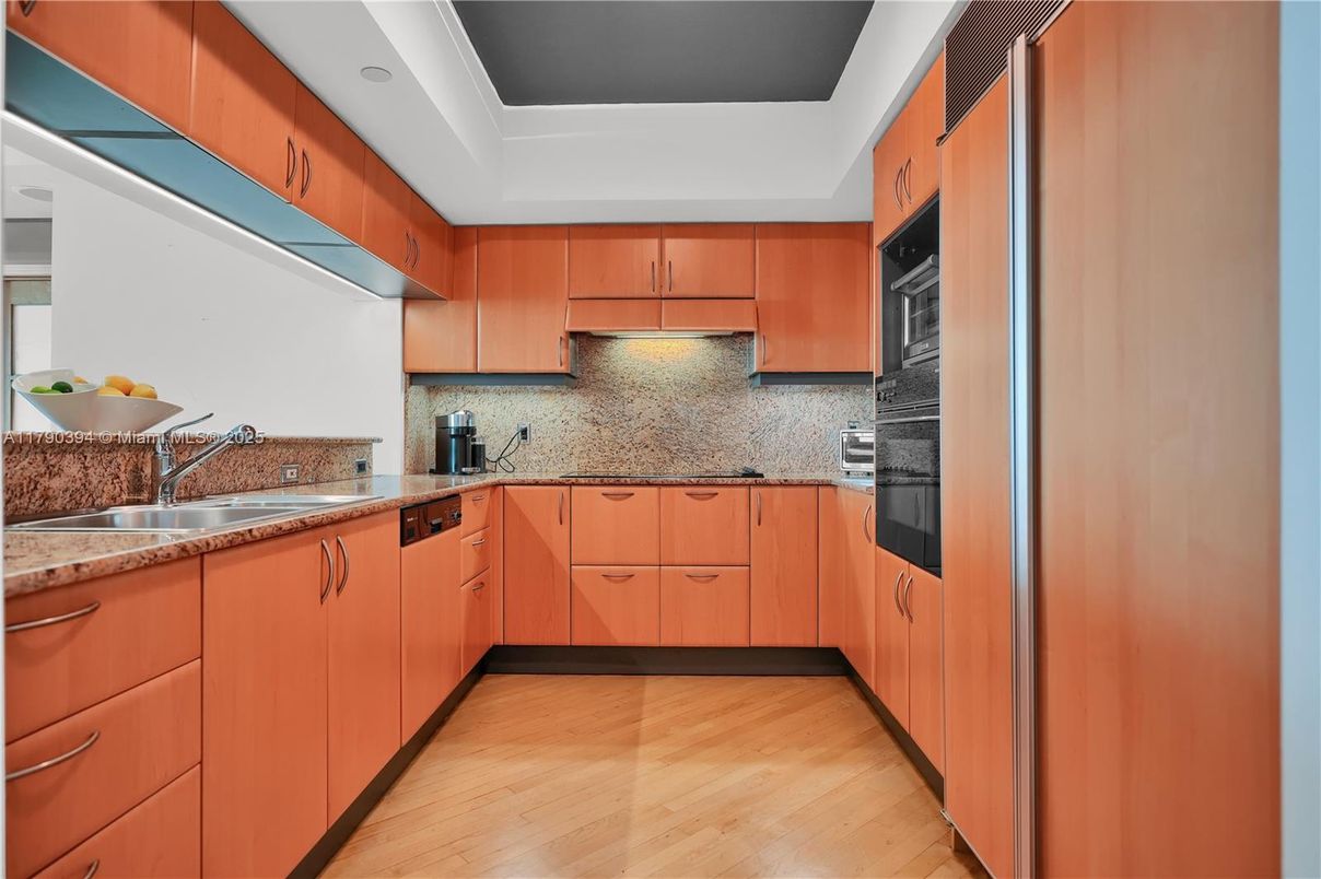 Interior, Kitchen, Wood Texture Flooring