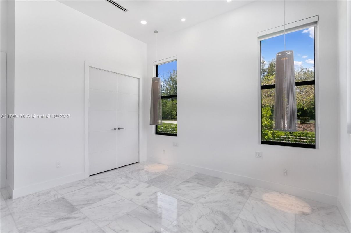Empty room, Interior, Marble, Pendant Lights, Recessed Lighting