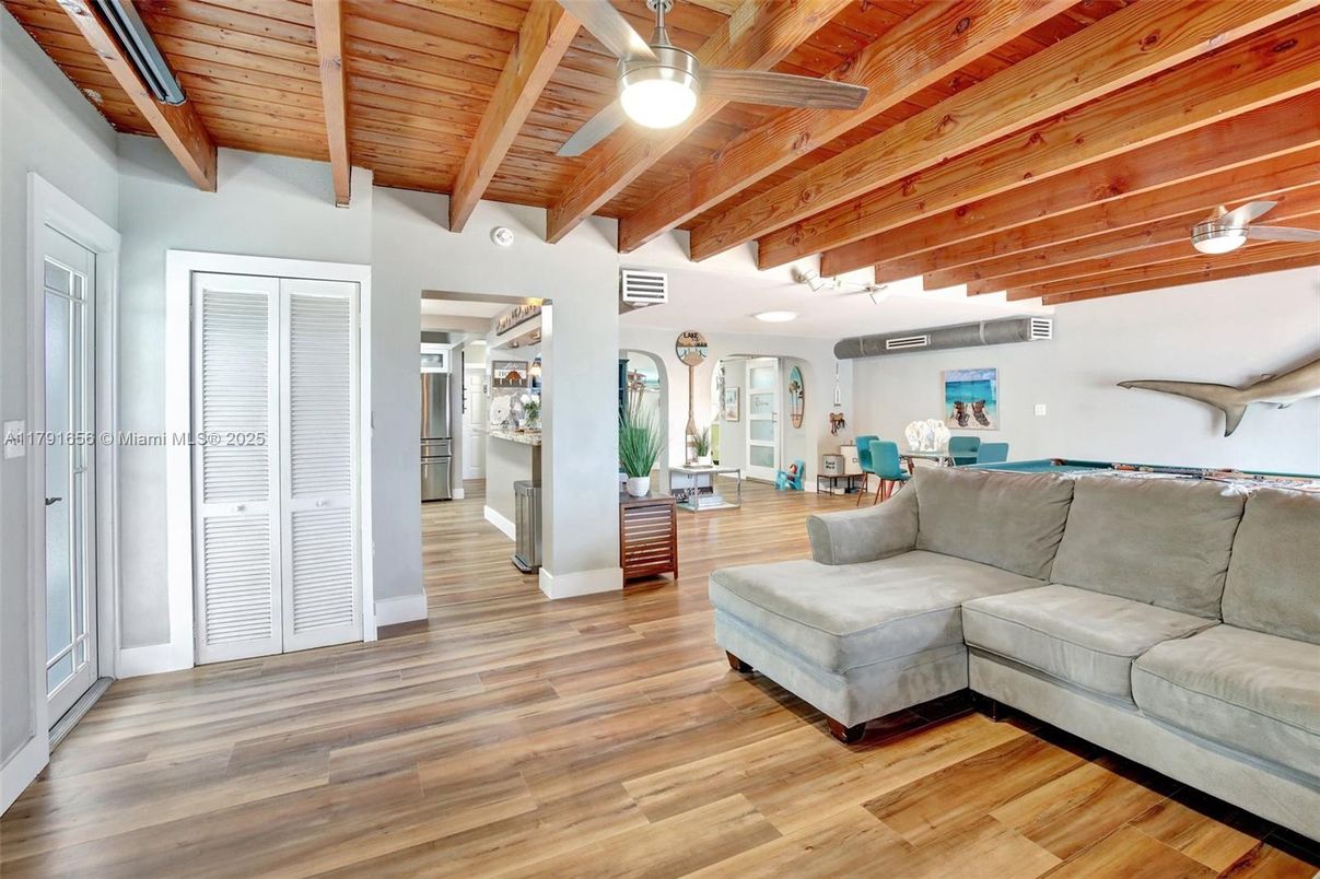 Interior, Living room, Wooden Beams, Wooden Ceilings, Wood Texture Flooring