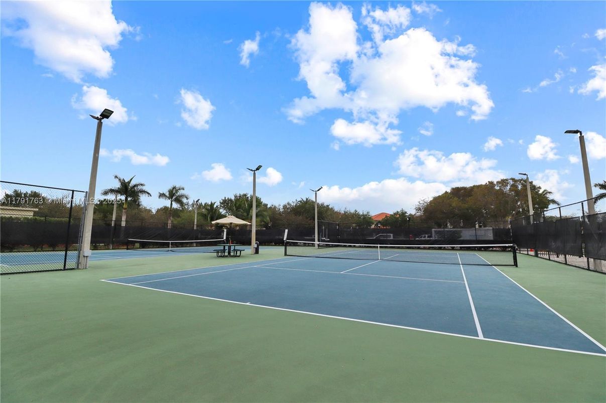 Exterior, Tennis Courts