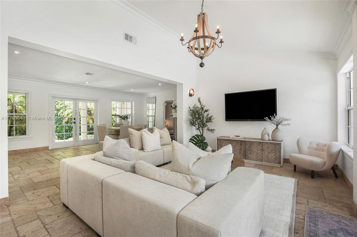 Chandelier, Interior, Living room, Recessed Lighting