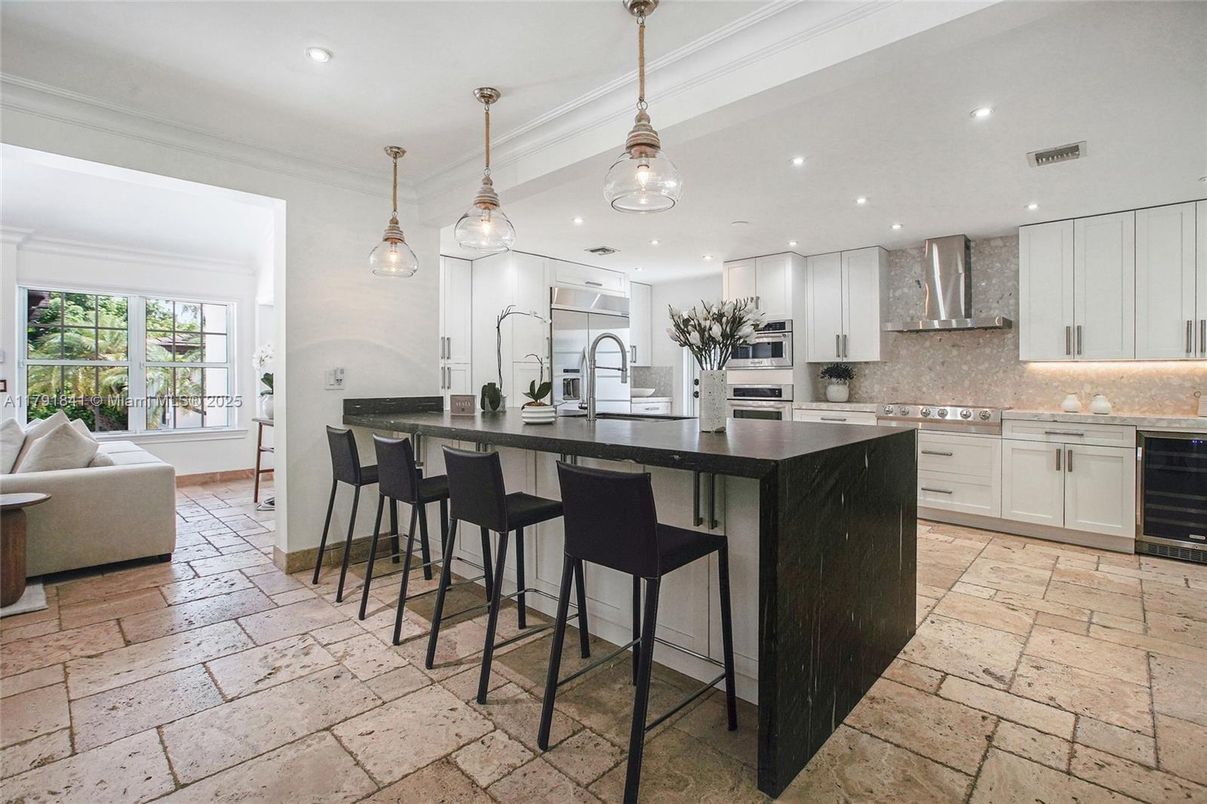 Interior, Kitchen, Pendant Lights, Recessed Lighting, Stainless Steel Appliances