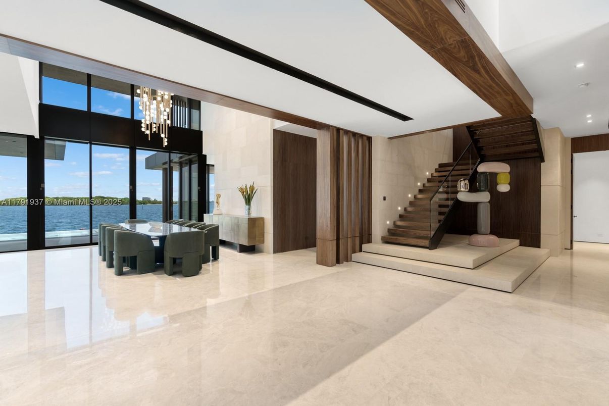 Chandelier, Interior, Recessed Lighting, Water