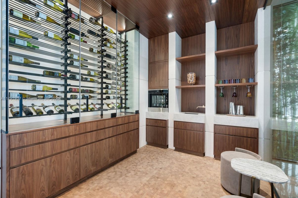 Interior, Recessed Lighting, Wine Storage