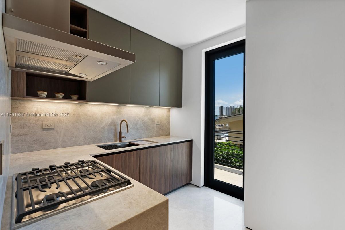 Interior, Kitchen