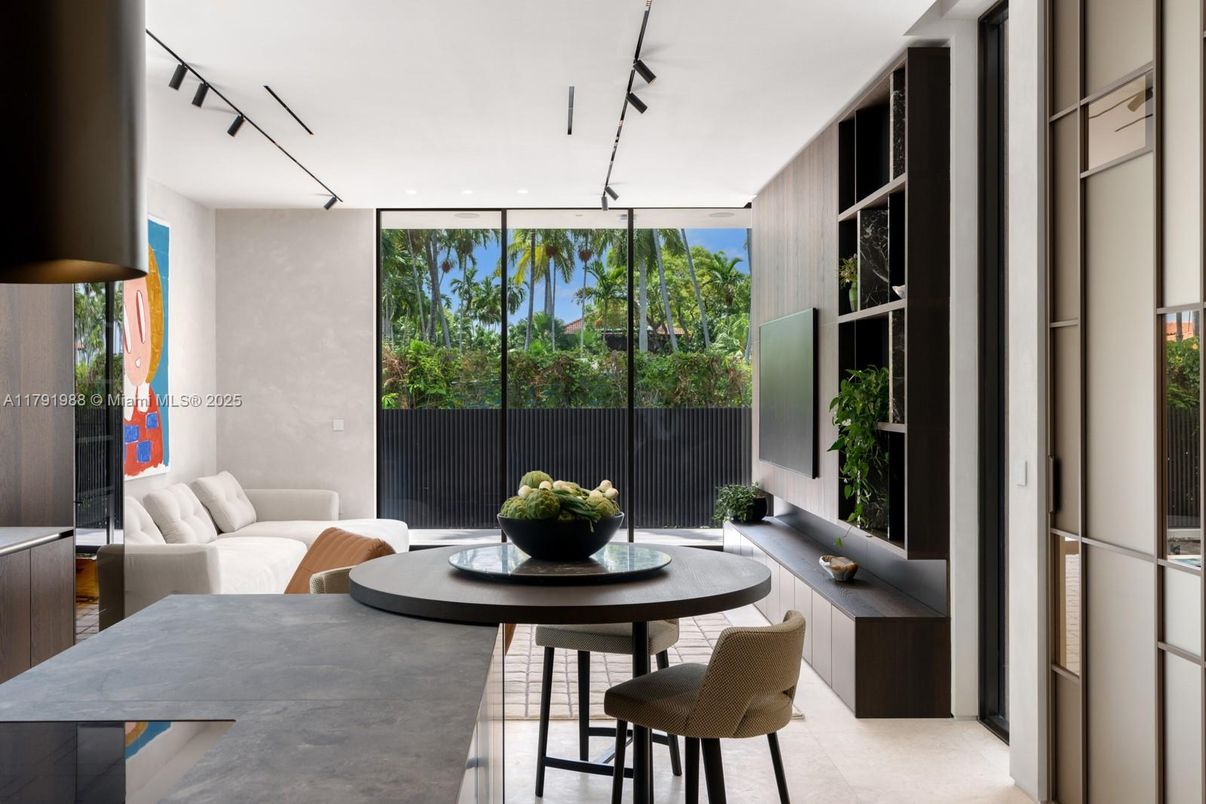 Dining room, Interior, Living room