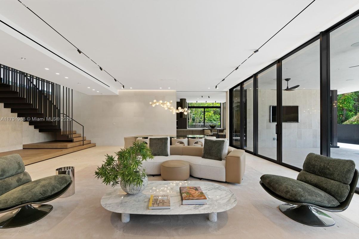 Dining room, Interior, Living room, Pendant Lights, Recessed Lighting