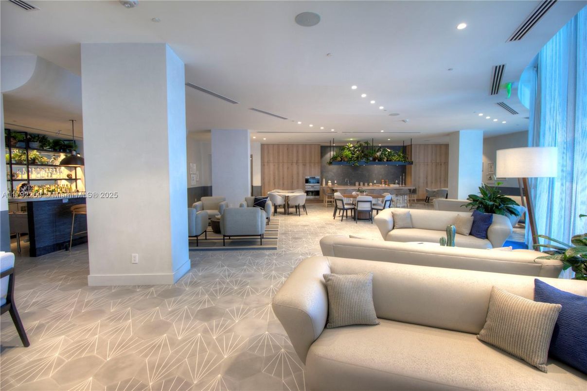 Dining room, Interior, Kitchen, Living room, Pendant Lights, Recessed Lighting