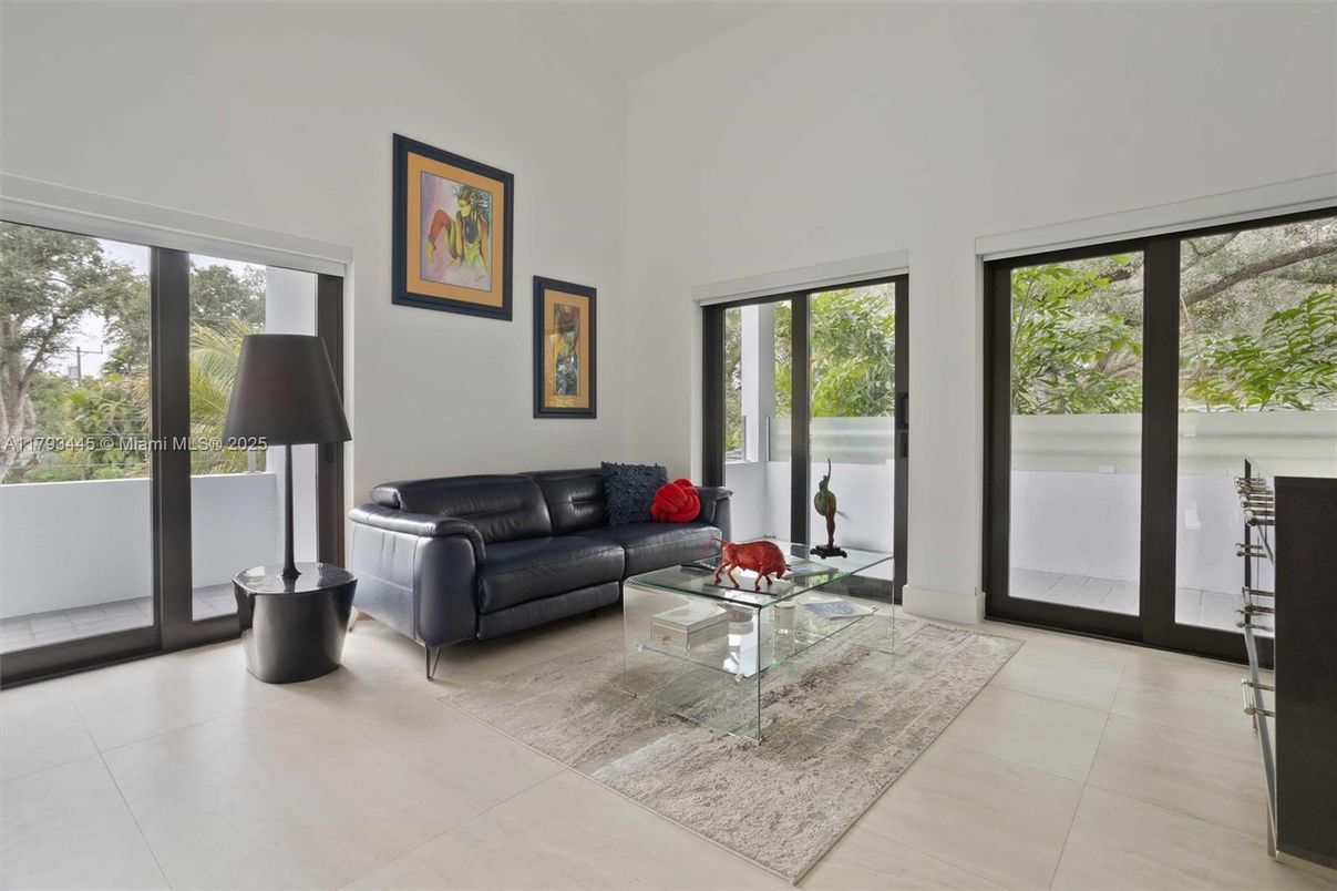 Interior, Living room