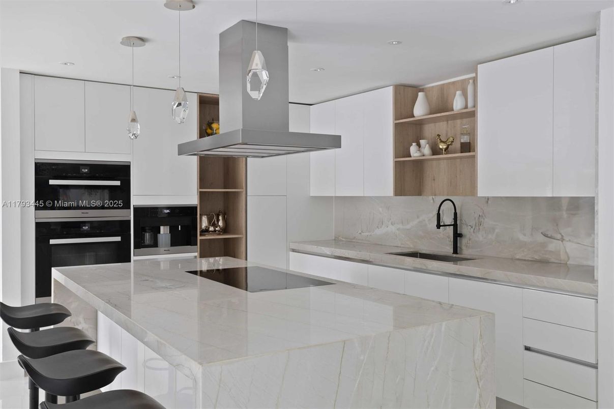 Interior, Kitchen, Pendant Lights, Recessed Lighting, Stainless Steel Appliances
