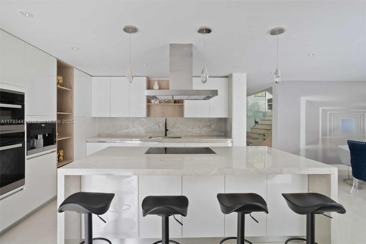 Interior, Kitchen, Pendant Lights, Recessed Lighting, Stainless Steel Appliances