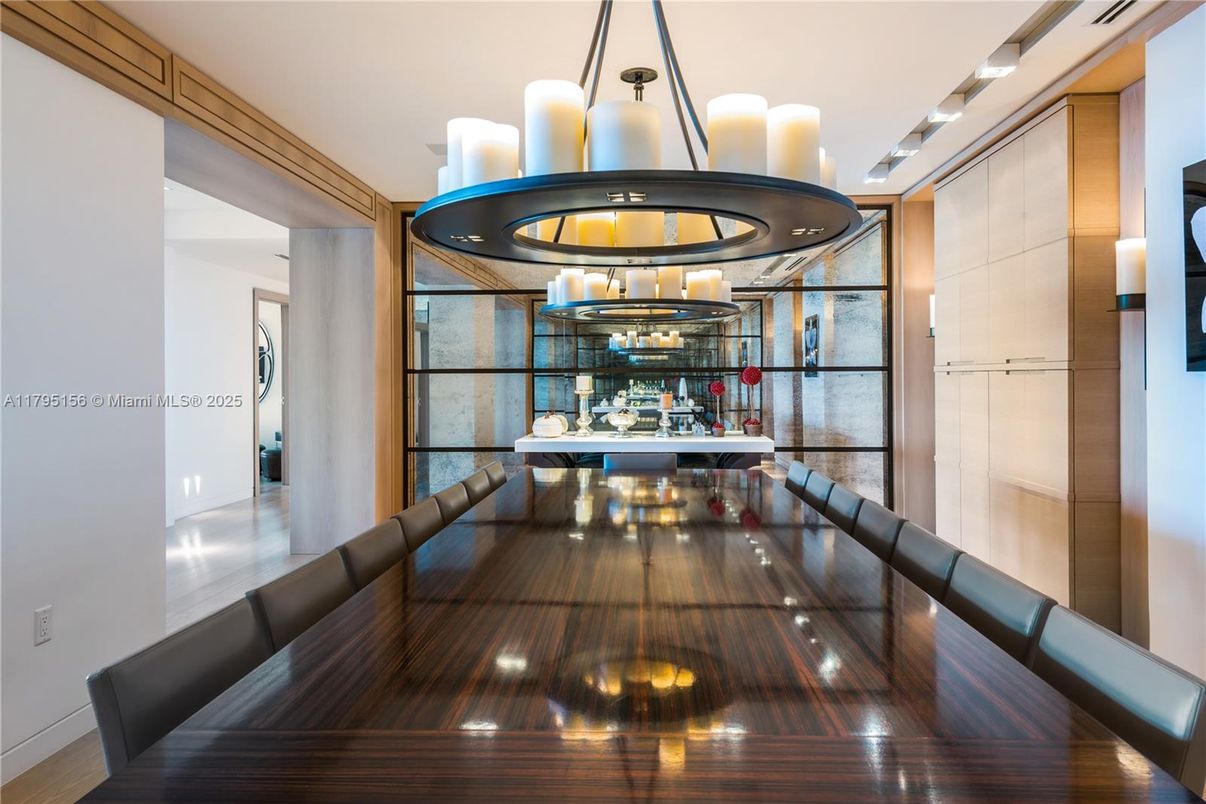Chandelier, Dining room, Interior