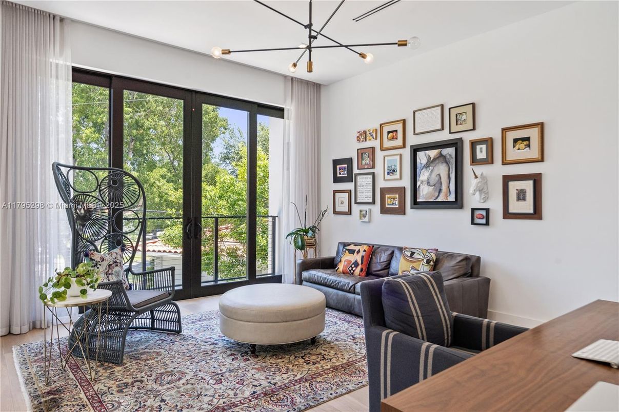 Interior, Living room, Pendant Lights, Wood Texture Flooring