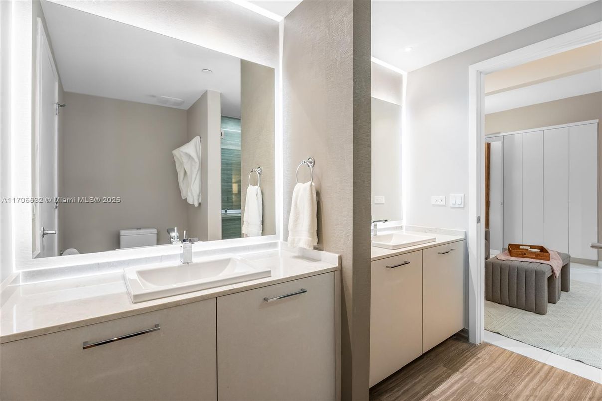 Bathroom, Dual Sink Vanities, Interior, Recessed Lighting, Wood Texture Flooring