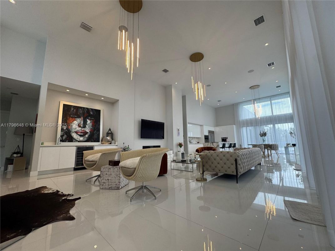Interior, Living room, Pendant Lights, Recessed Lighting