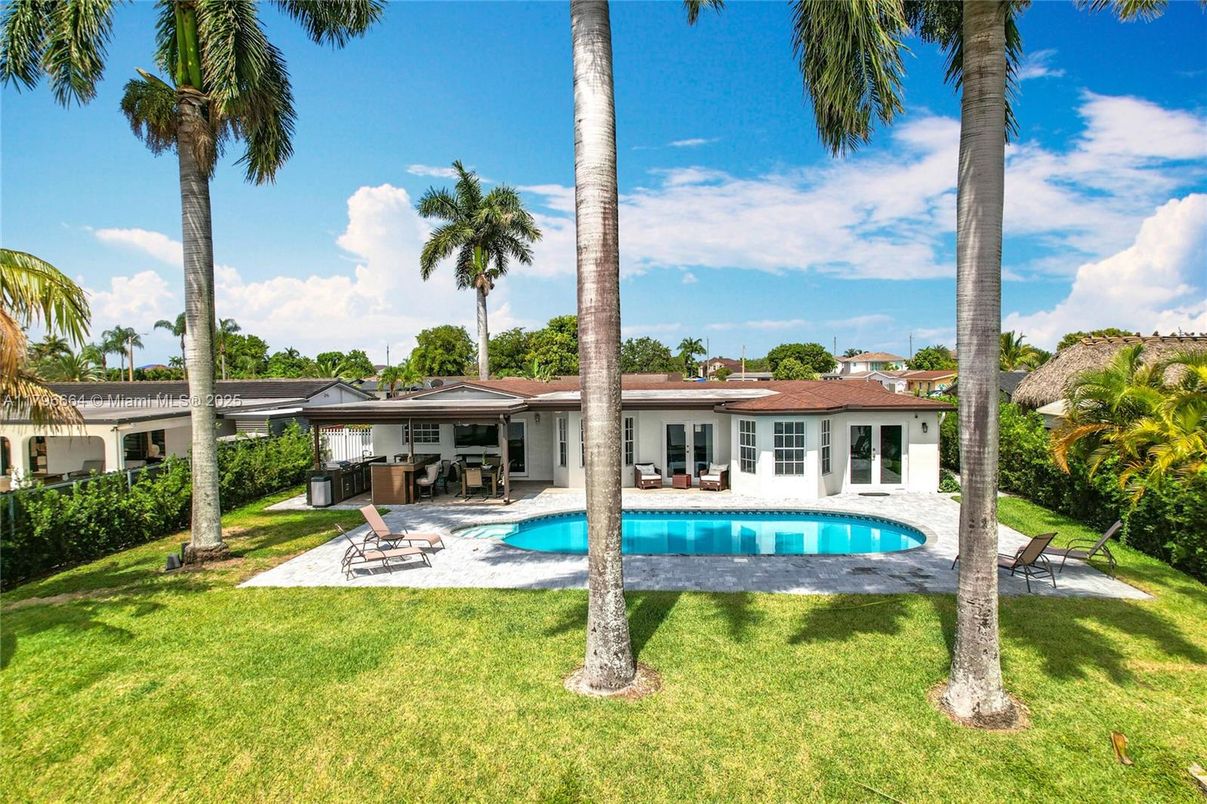 Backyard, Exterior, Pool