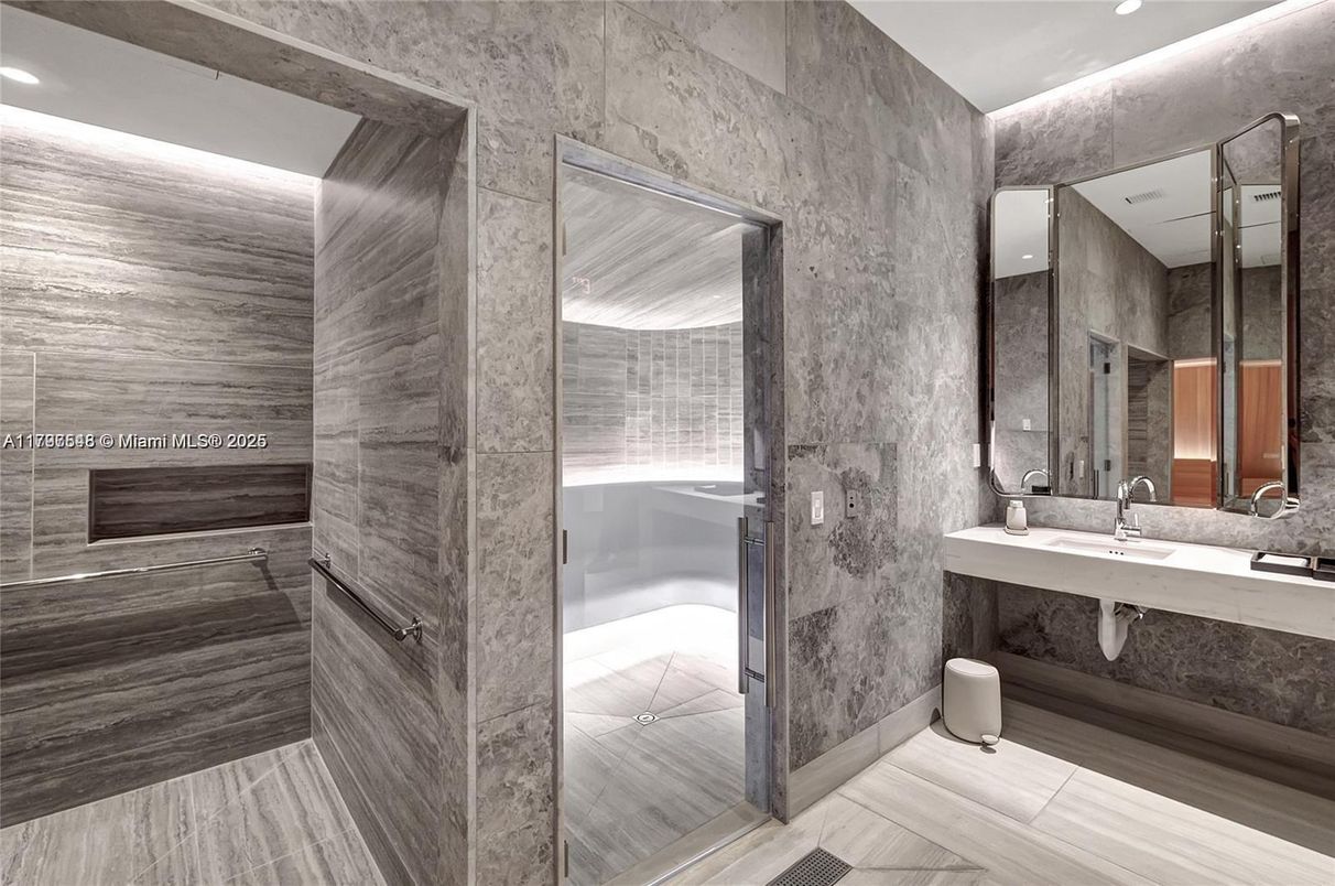 Bathroom, Interior, Recessed Lighting, Wood Texture Flooring