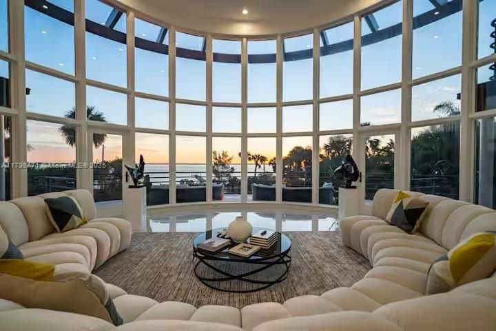 Interior, Living room, Recessed Lighting, Water