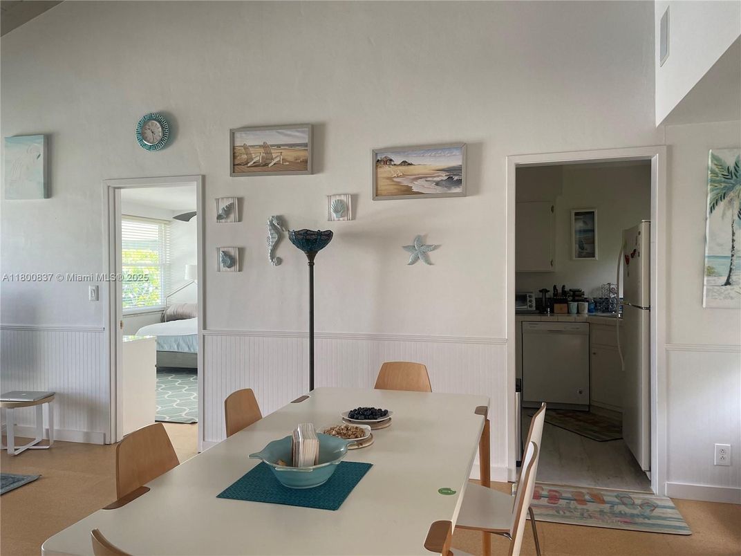 Dining room, Interior