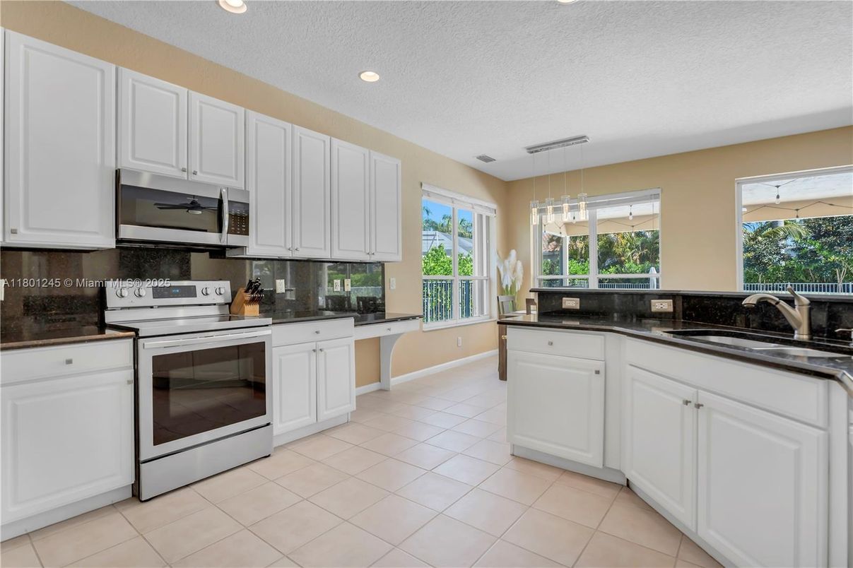 Interior, Kitchen, Pendant Lights, Recessed Lighting, Stainless Steel Appliances