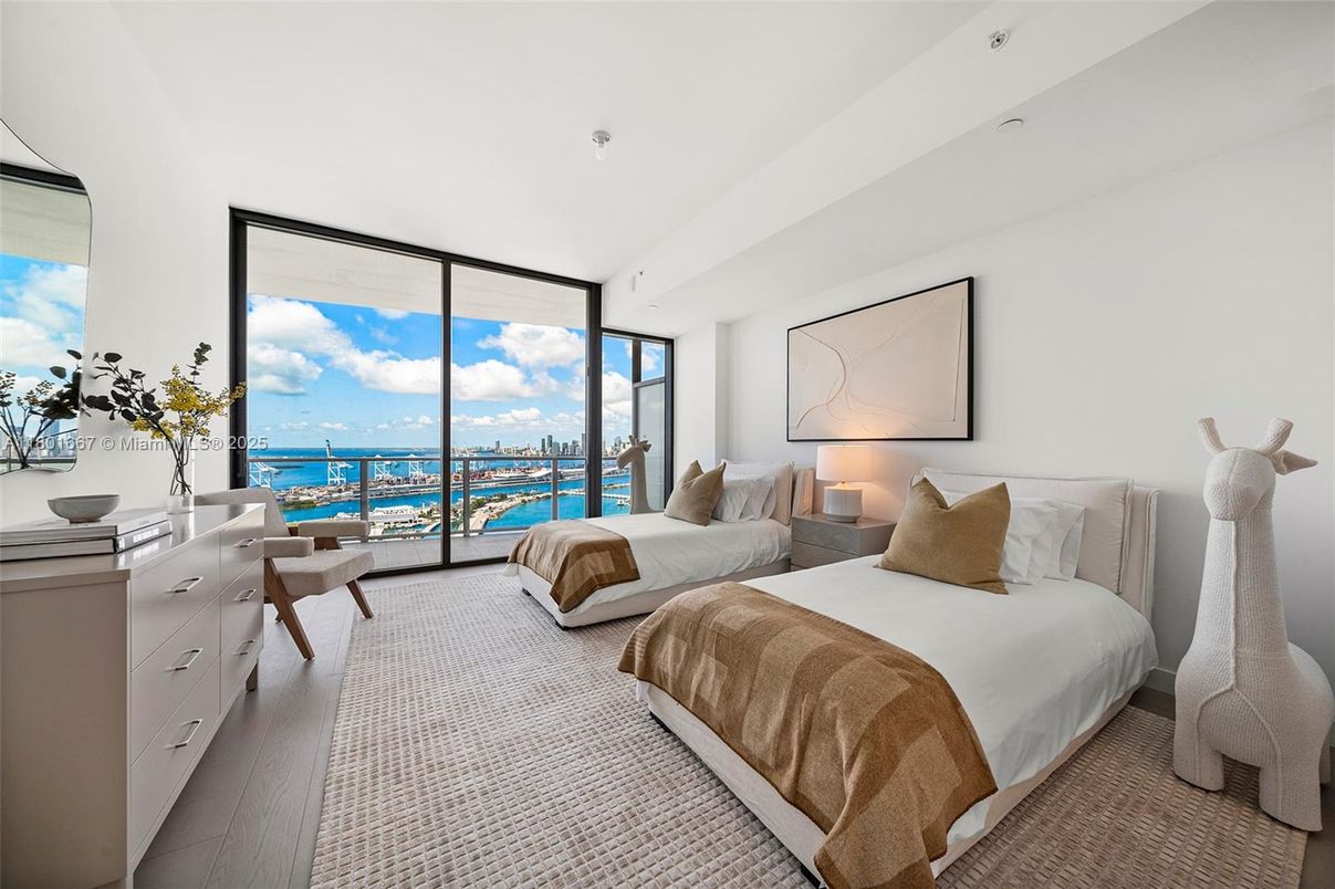 Bedroom, Interior, Water, Wood Texture Flooring