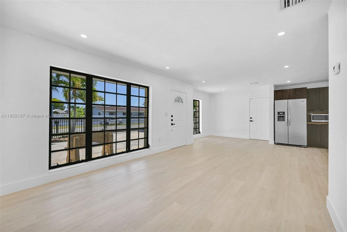 Empty room, Interior, Kitchen, Recessed Lighting, Wood Texture Flooring