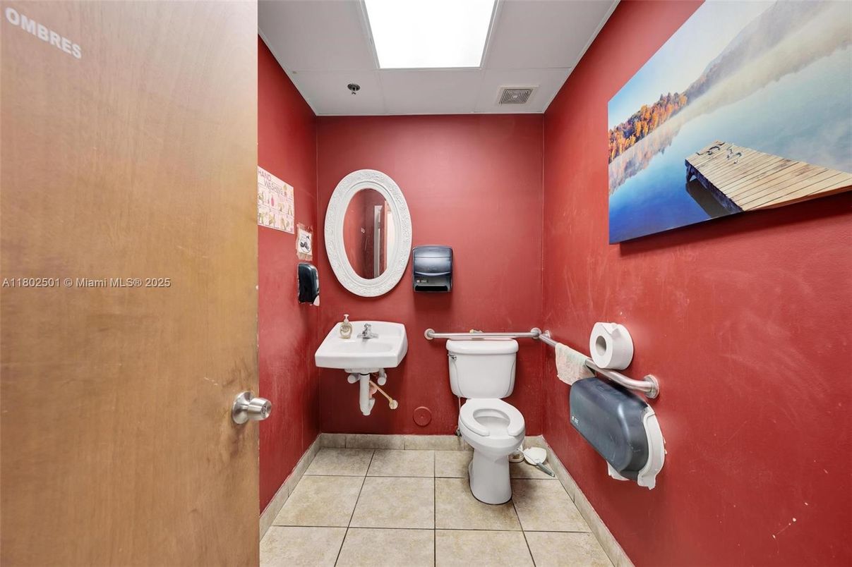Bathroom, Interior
