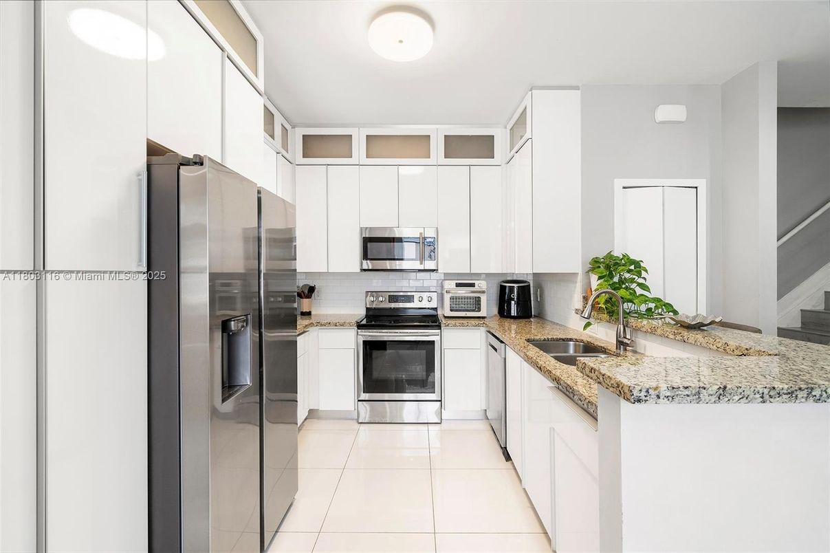 Interior, Kitchen, Stainless Steel Appliances
