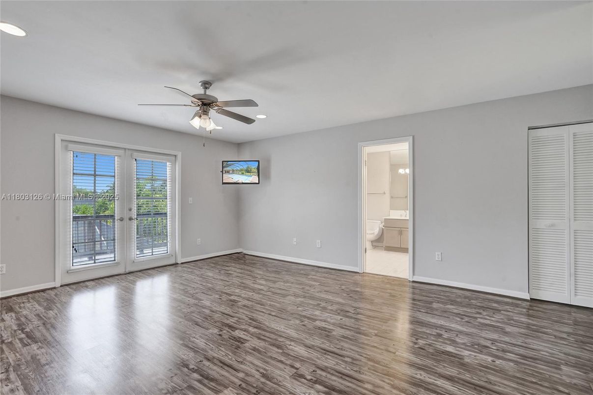 Bathroom, Empty room, Interior, Recessed Lighting, Wood Texture Flooring