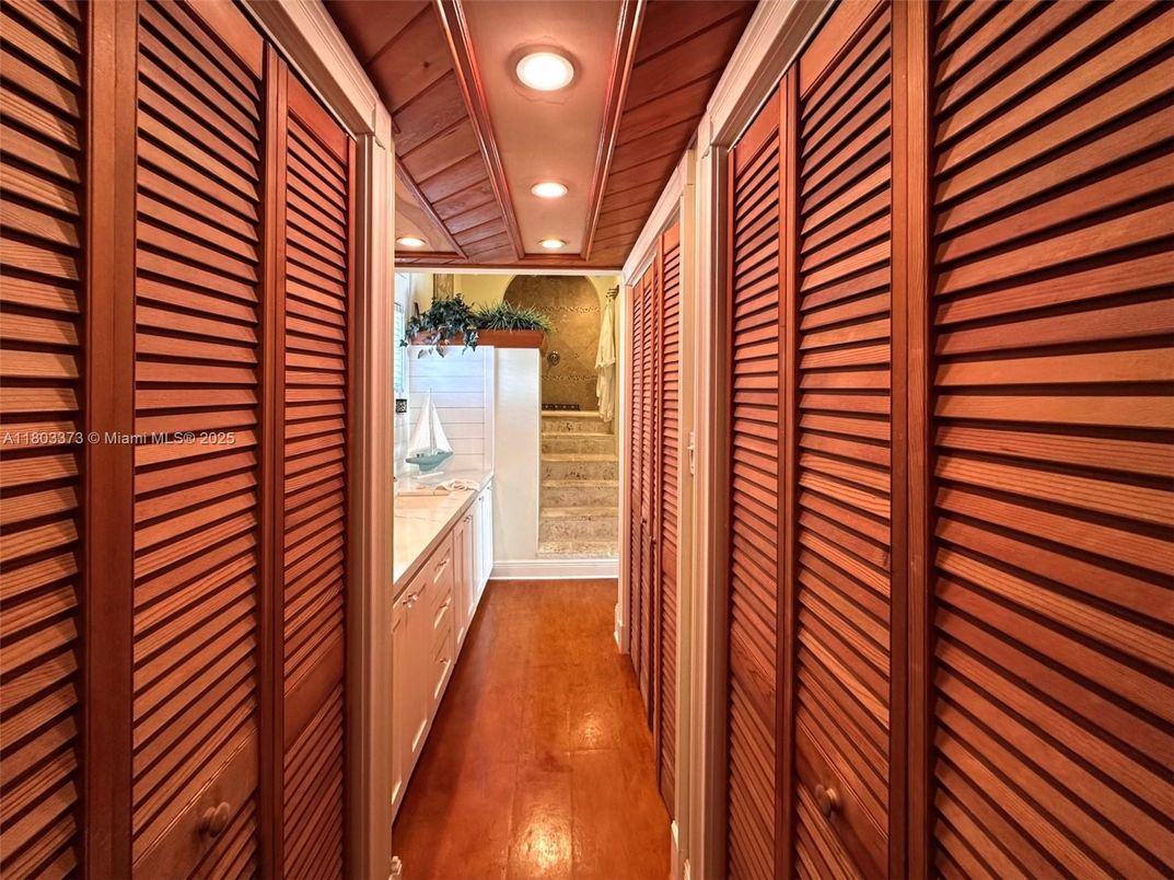 Interior, Recessed Lighting, Wooden Ceilings, Wood Texture Flooring