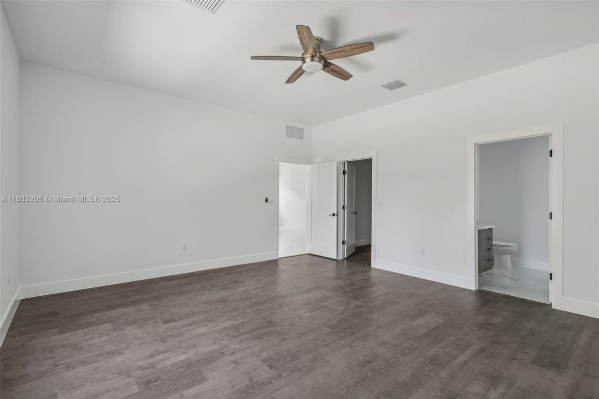 Bathroom, Empty room, Interior, Wood Texture Flooring