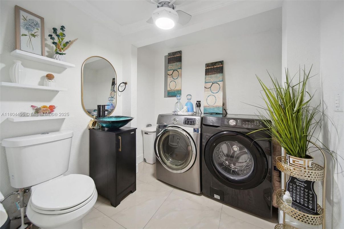 Interior, Washer