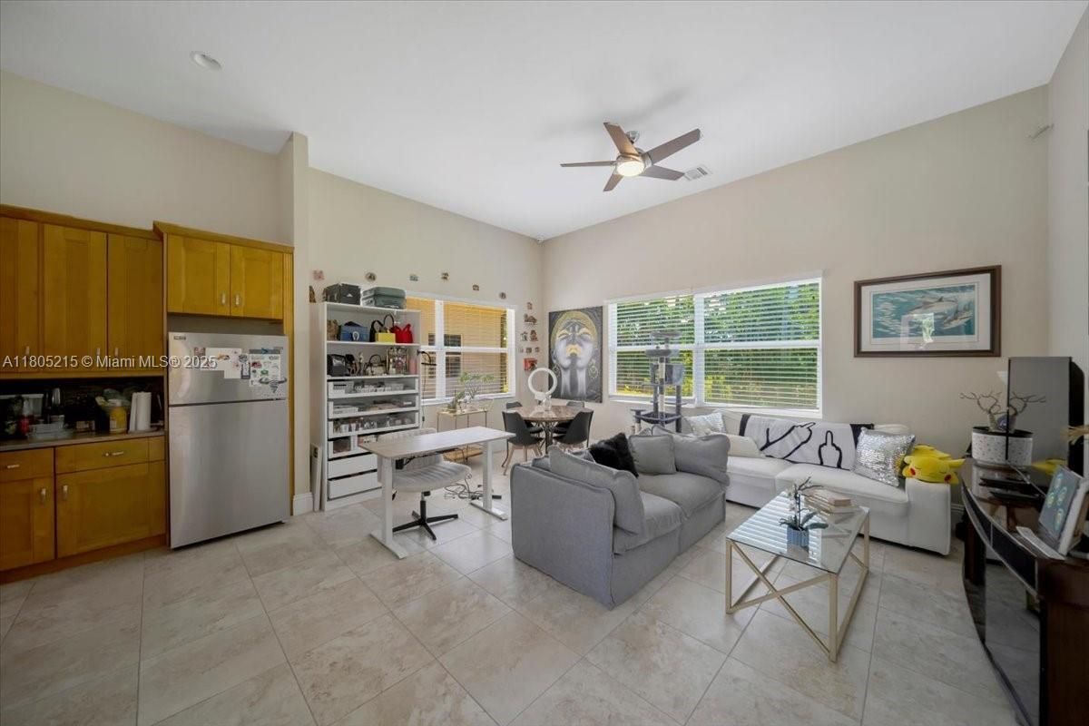 Dining room, Interior, Kitchen, Living room