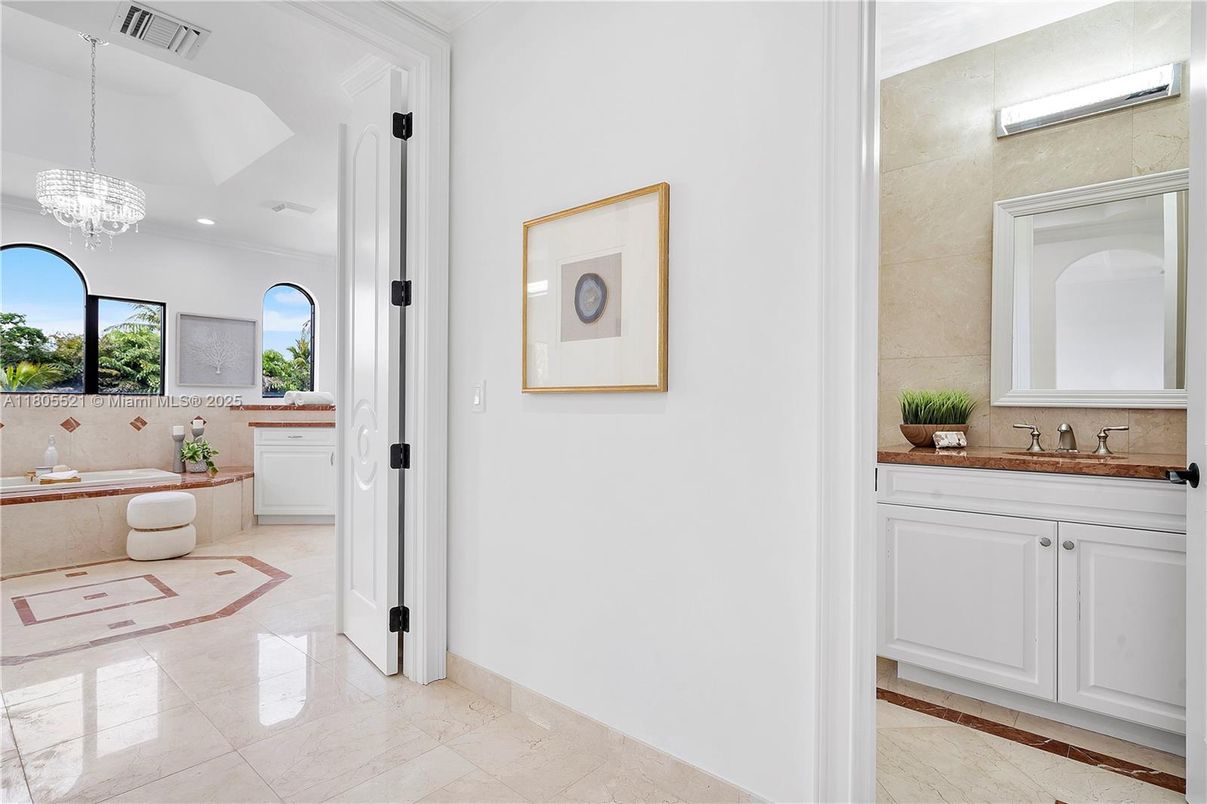 Bathroom, Chandelier, Interior, Pendant Lights, Recessed Lighting