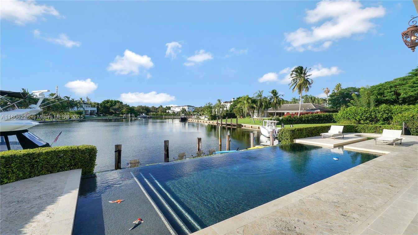 Exterior, Pool, Water