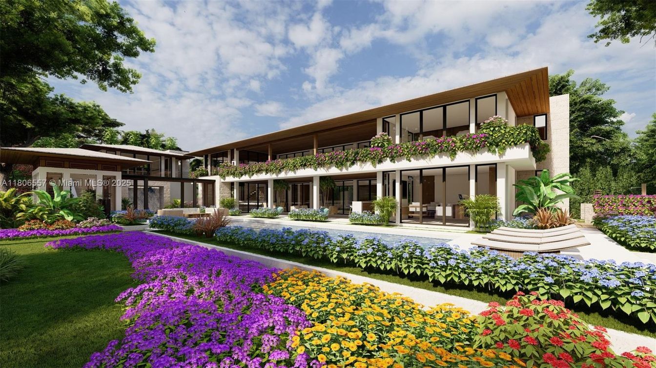 Exterior, Facade, Modern