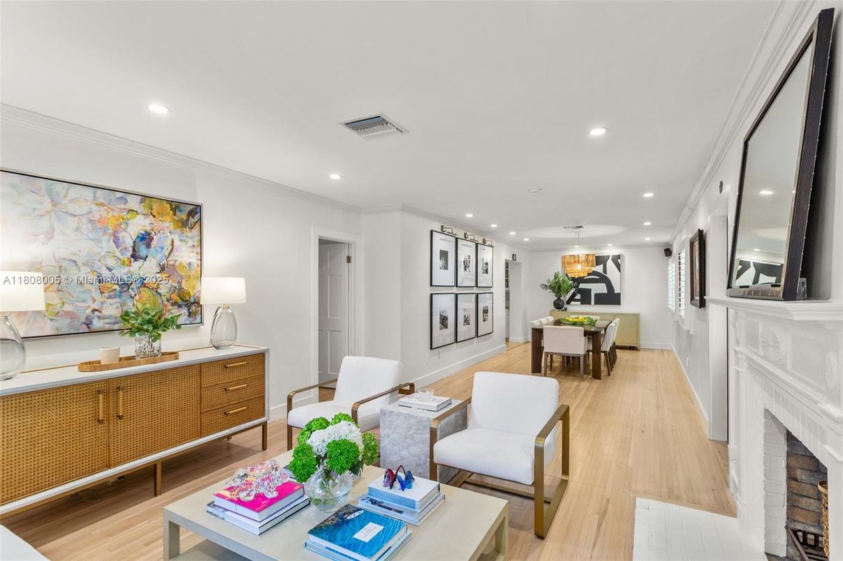 Dining room, Fireplace, Interior, Living room, Pendant Lights, Recessed Lighting, Wood Texture Flooring