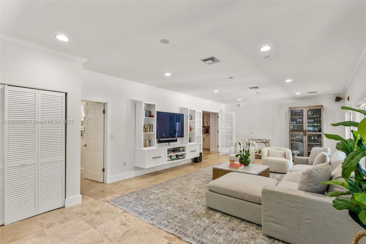 Interior, Living room, Recessed Lighting