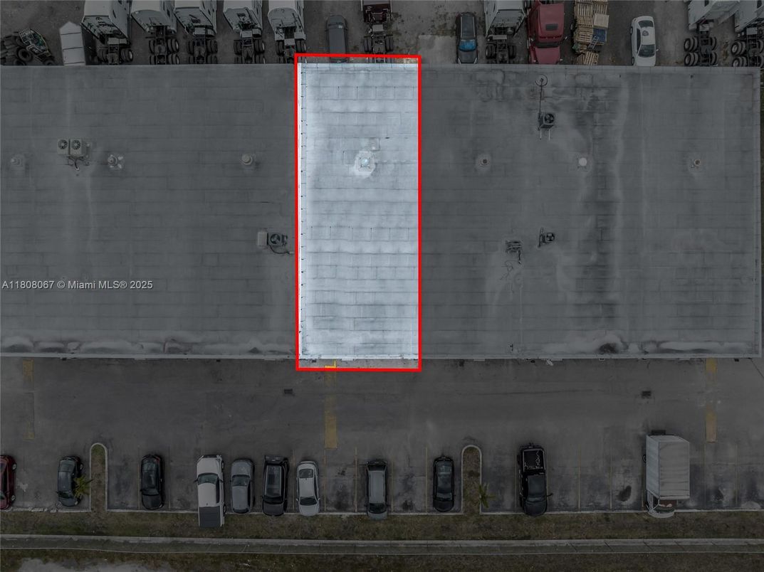 Exterior, Drone