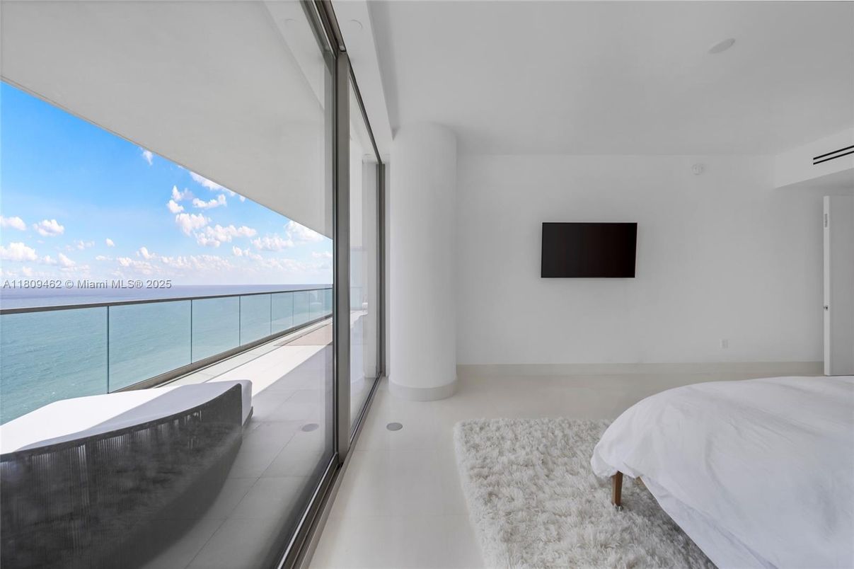 Water, Interior, Bedroom, Other