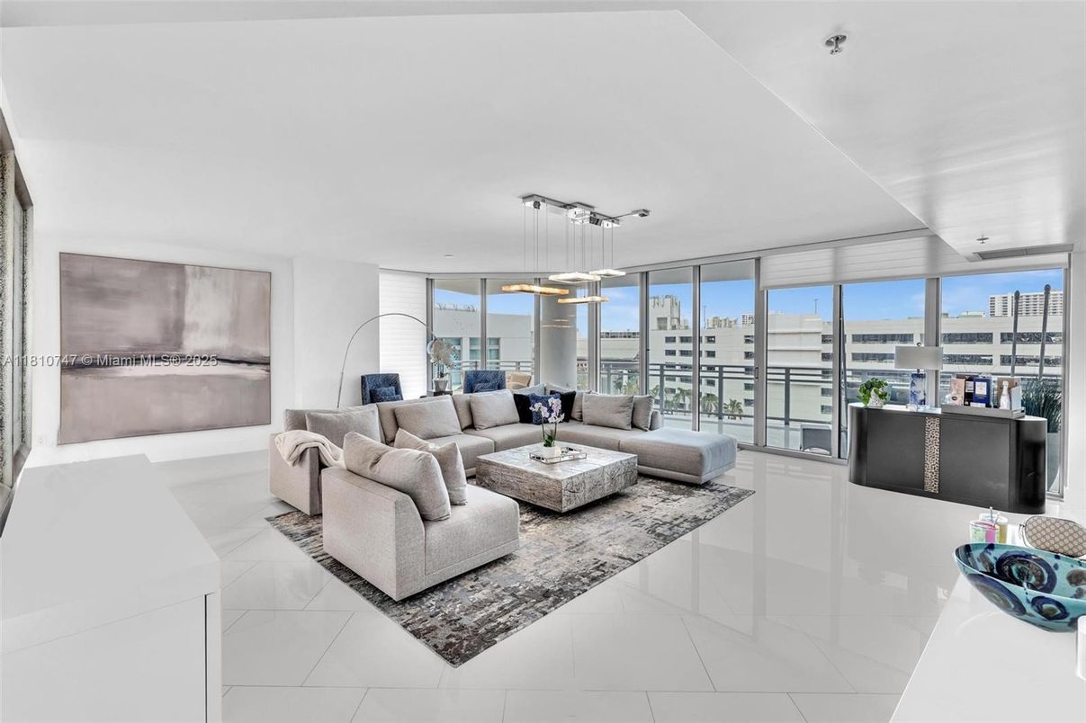 Interior, Living room, Pendant Lights, Water